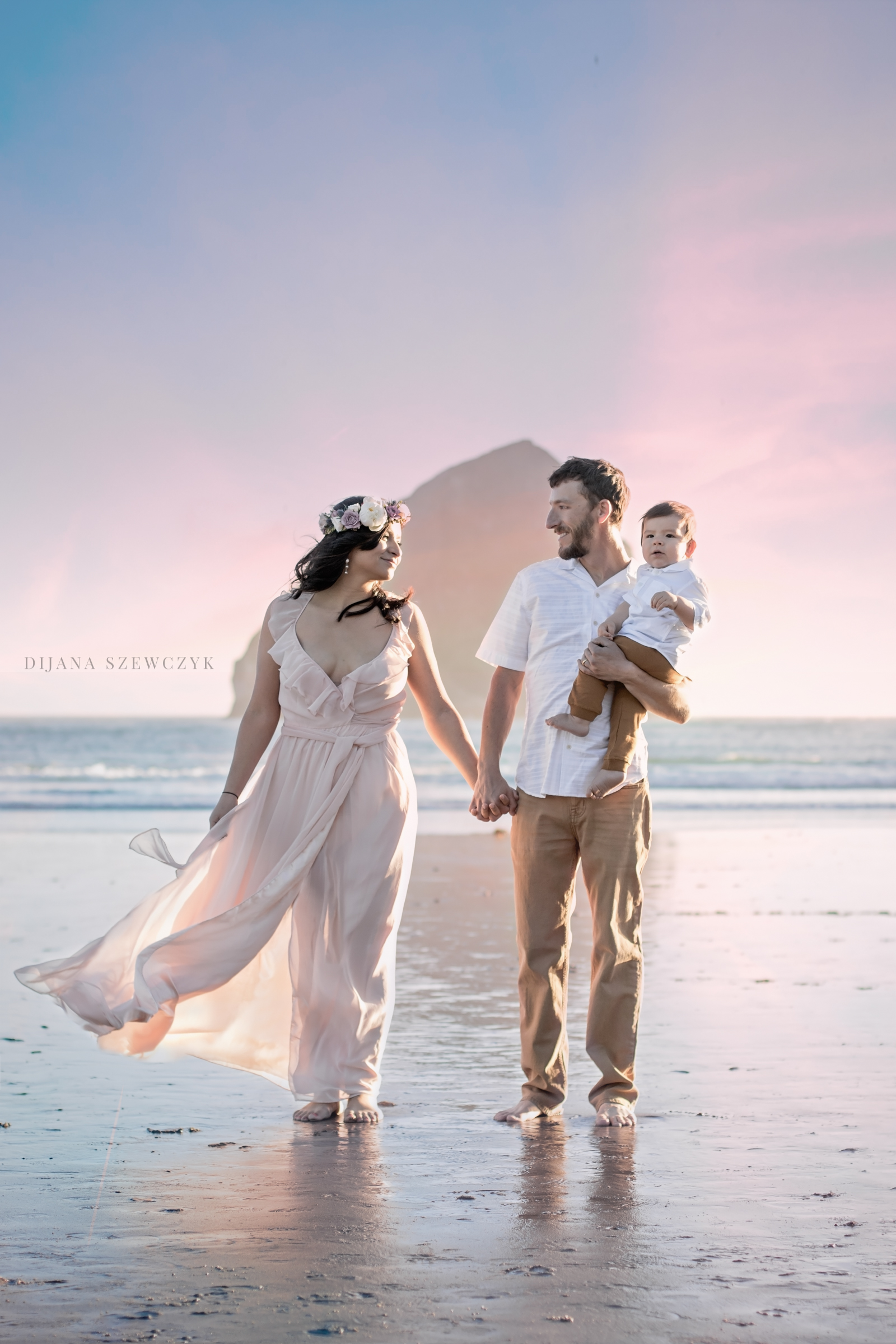 beach family session cape kiwanda