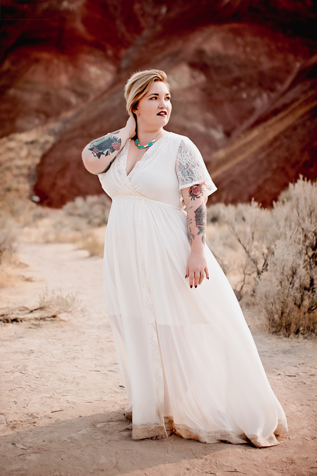 torrid maxi white dress, tattoo curvy, plus size mom