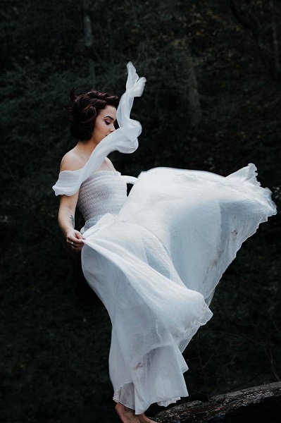 windy day, flow dress, white outfit