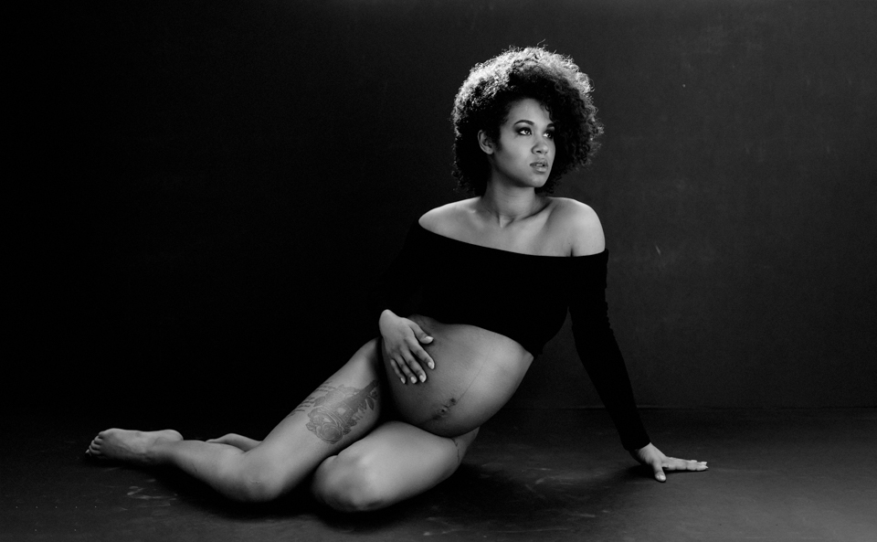 black and white studio portland oregon pregnancy photos
