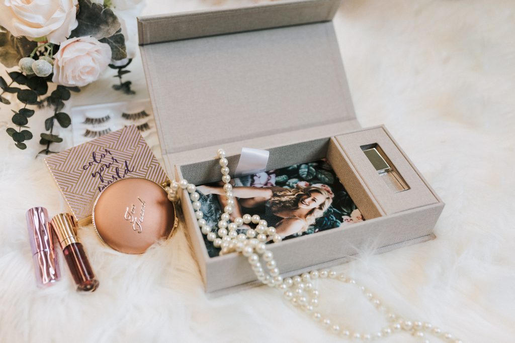 boudoir photographer portland oregon